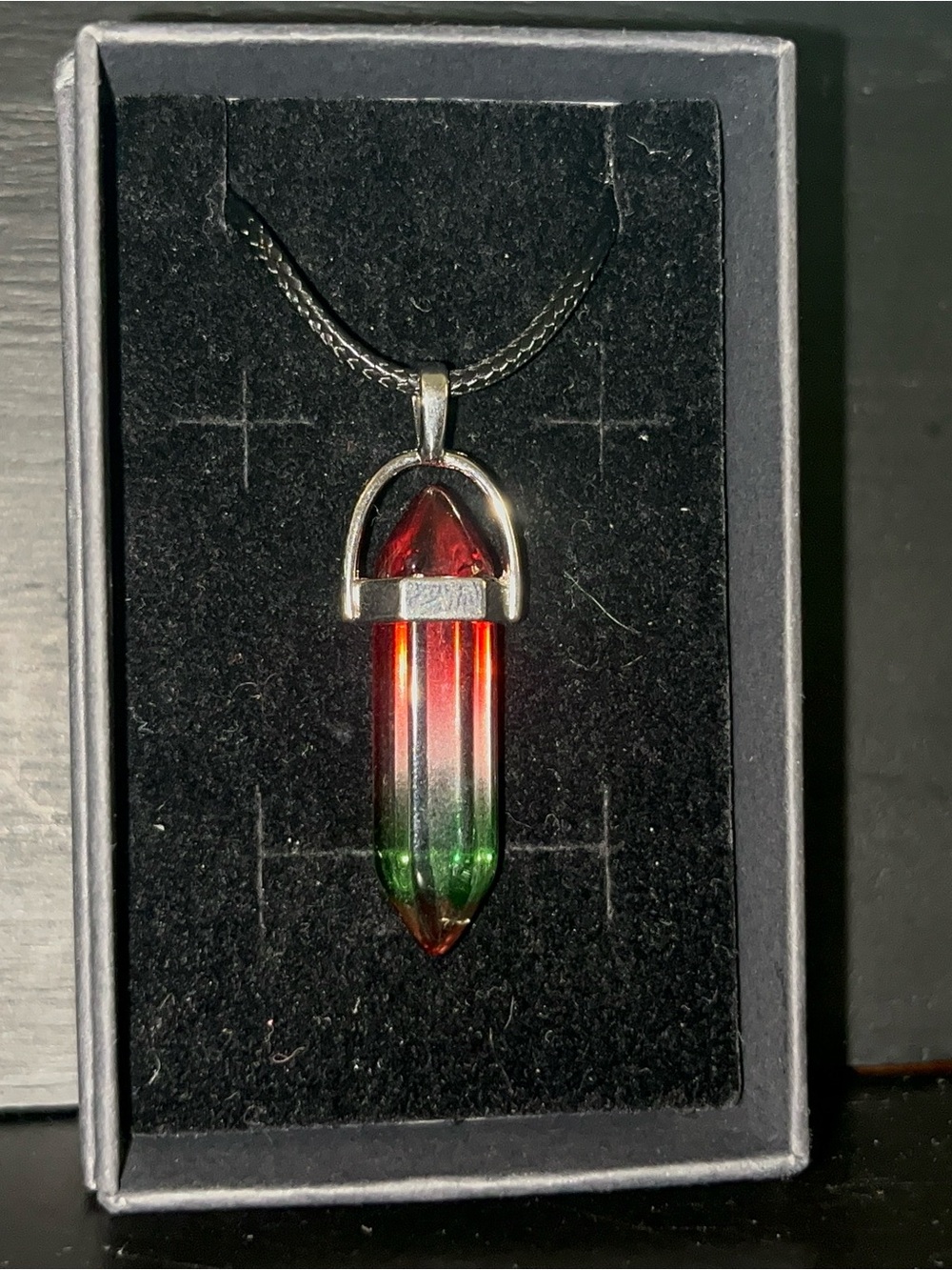 Unbranded Red and Green Crystal Point Pendant Necklace